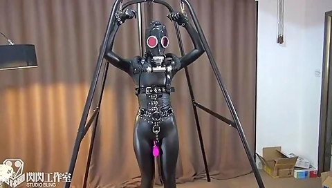 Gasmask And Breathplay From Asia